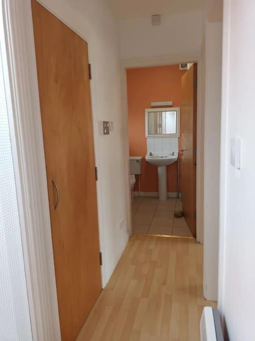 Village Centre Apartment Lahinch Exteriér fotografie