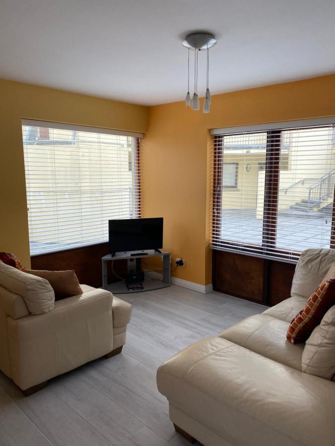 Village Centre Apartment Lahinch Exteriér fotografie