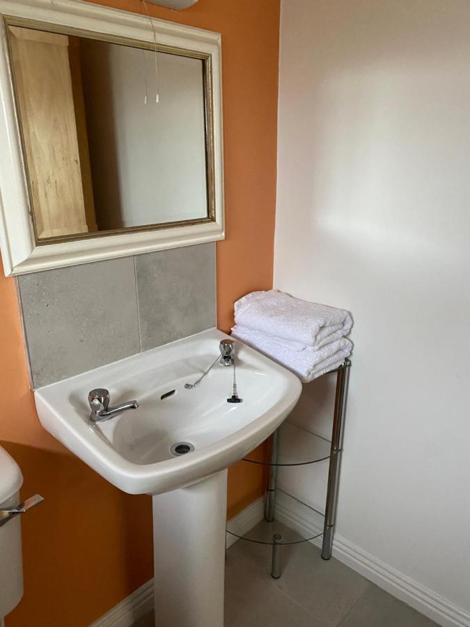 Village Centre Apartment Lahinch Exteriér fotografie