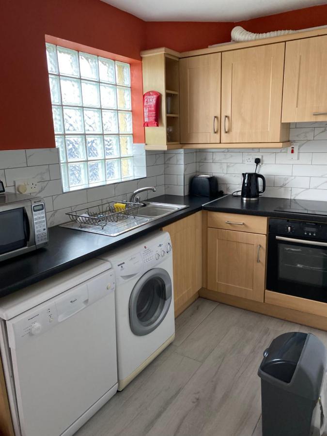 Village Centre Apartment Lahinch Exteriér fotografie
